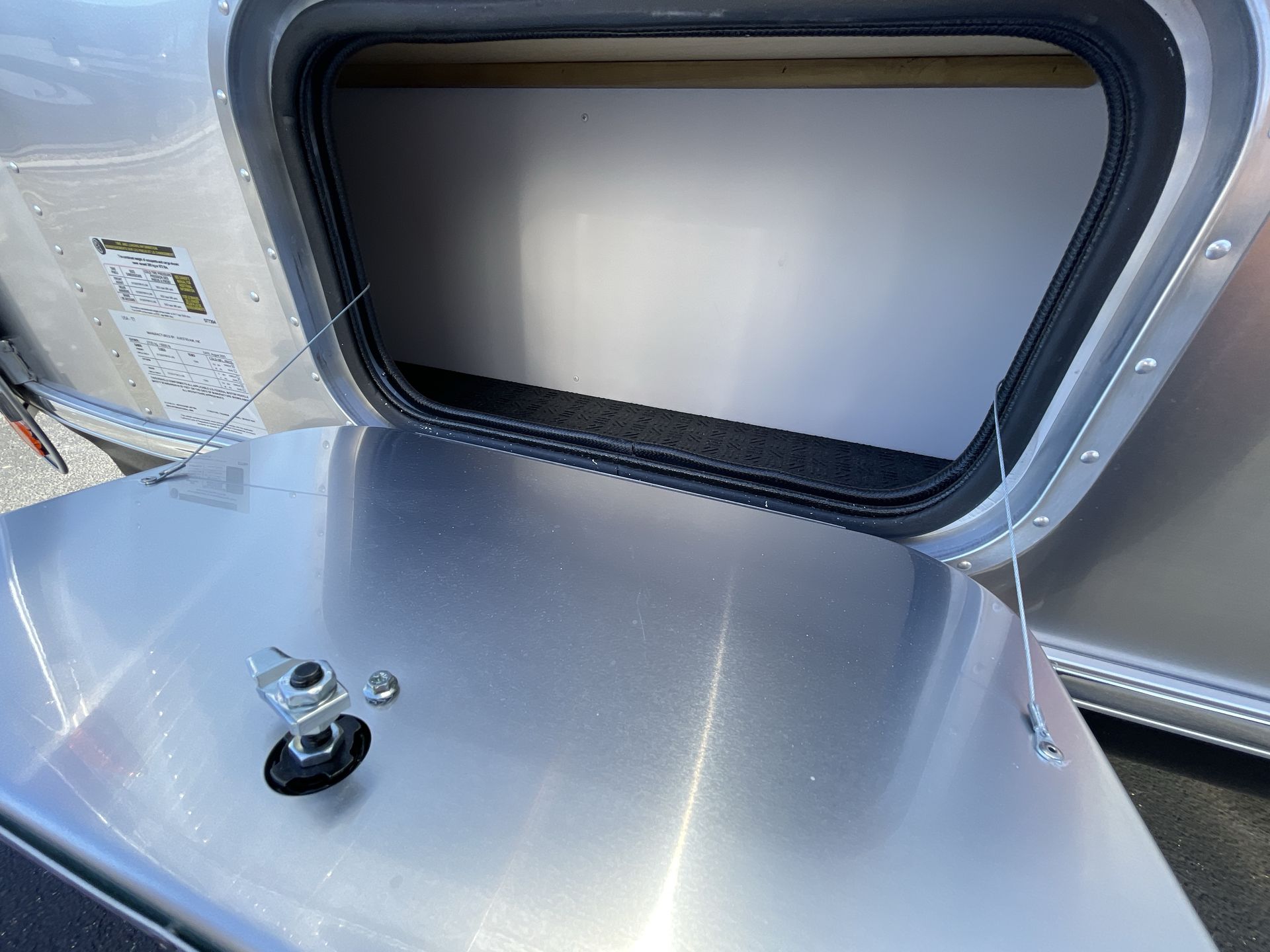 2026 Airstream 23FBT Base