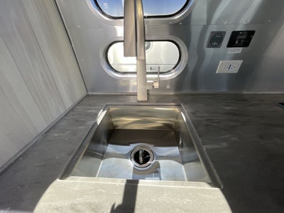 2026 Airstream 23FBT Base