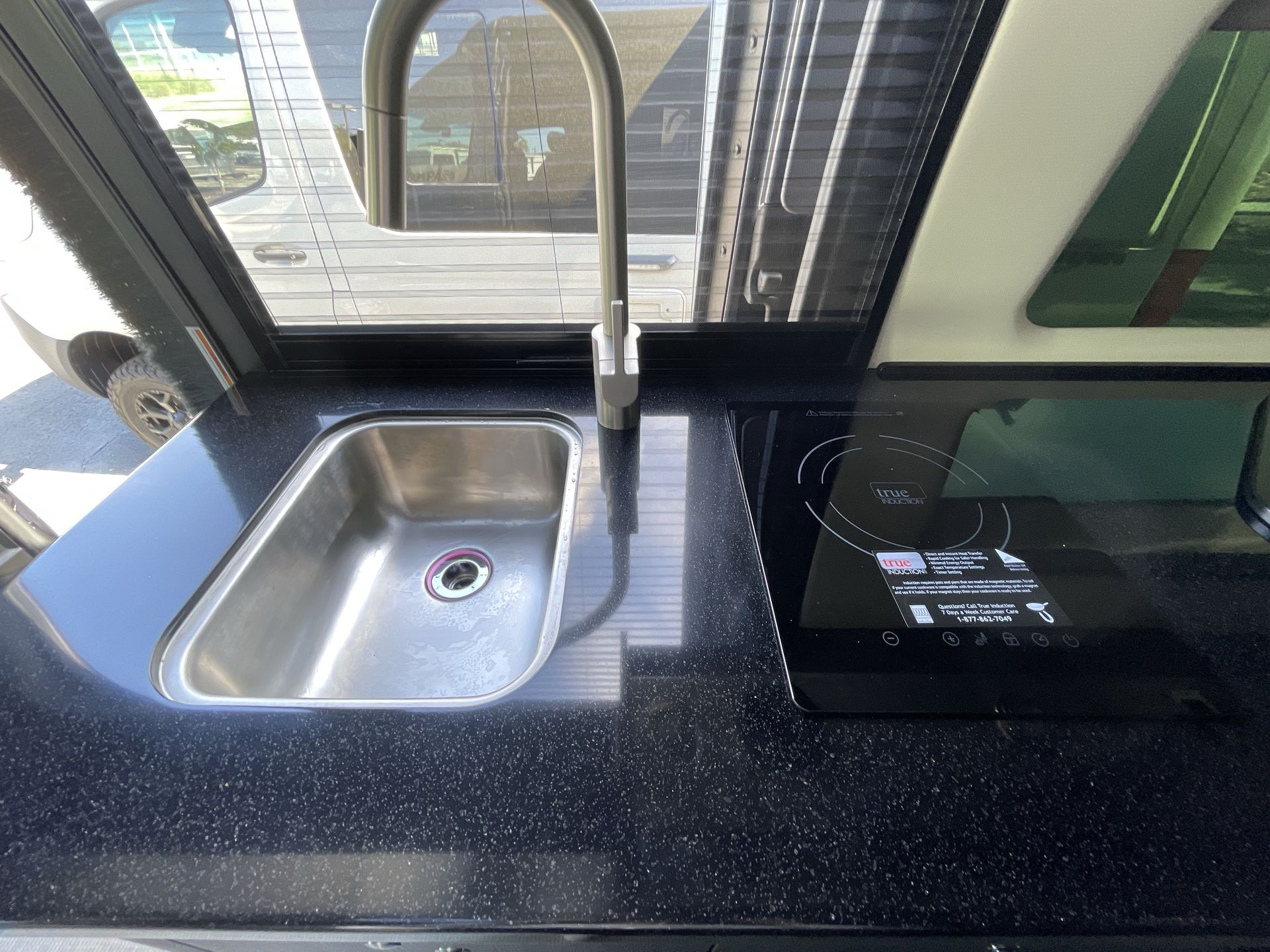 2025 Airstream 24GT Base