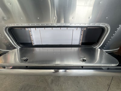 2025 Airstream 25FBT Base