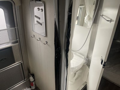 2026 Airstream 16RB Base