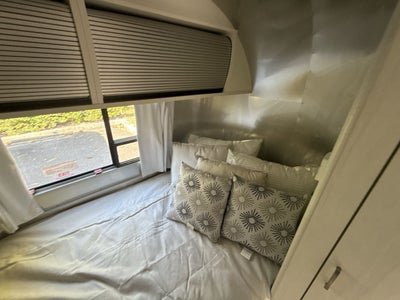 2026 Airstream 16RB Base