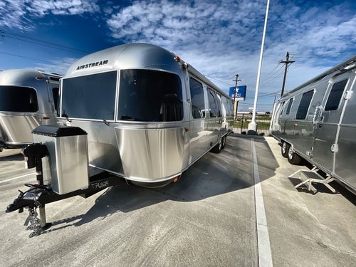 2026 Airstream 30RBQ Base