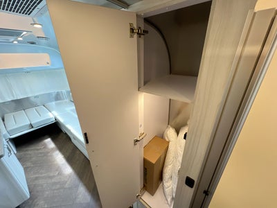 2025 Airstream 25FBT Base