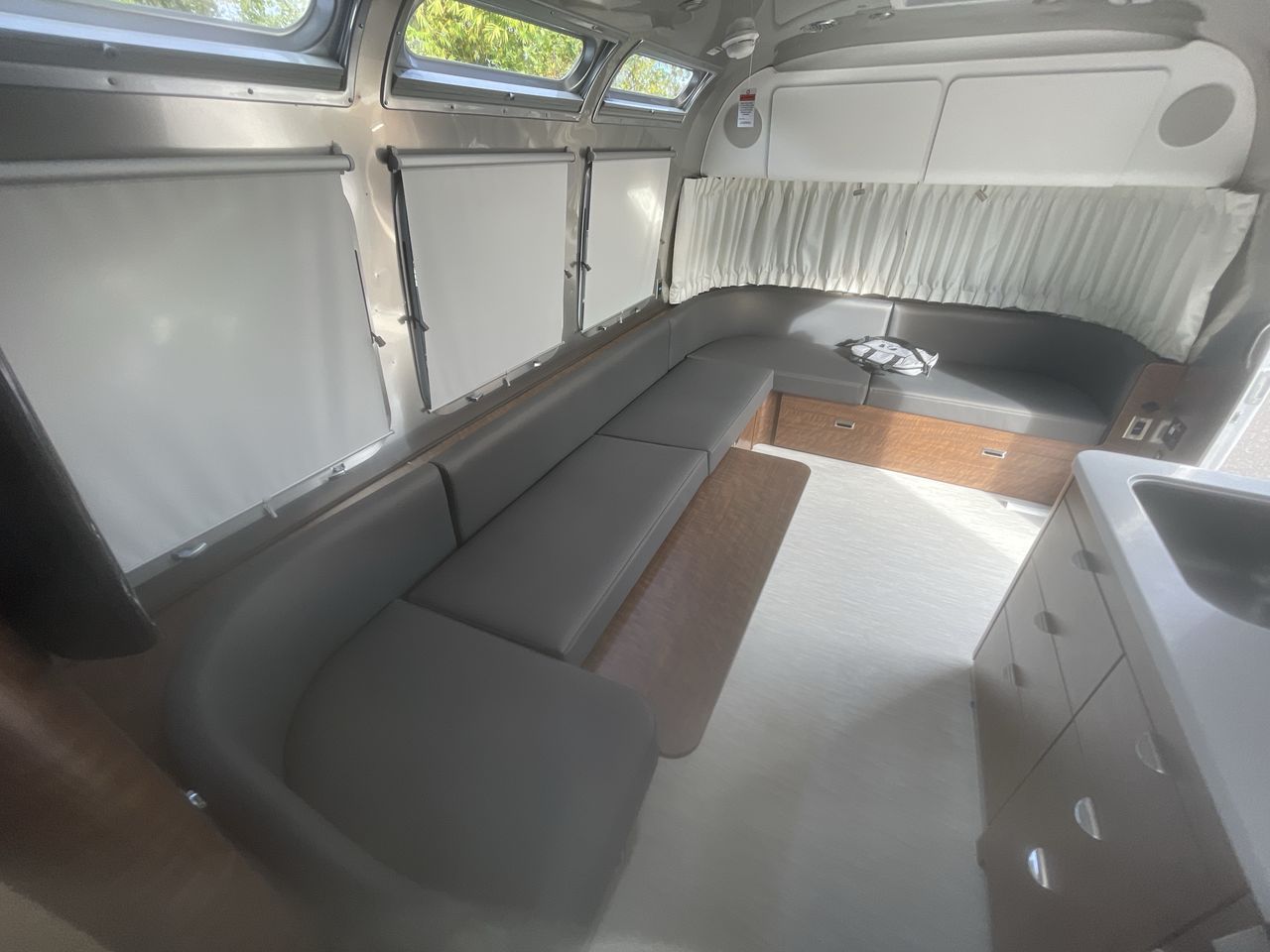 2026 Airstream 30RBQ Base