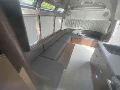 2026 Airstream 30RBQ Base
