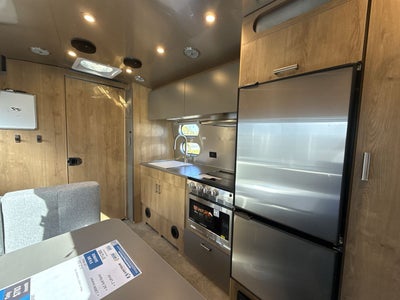 2026 Airstream 23FBT Base