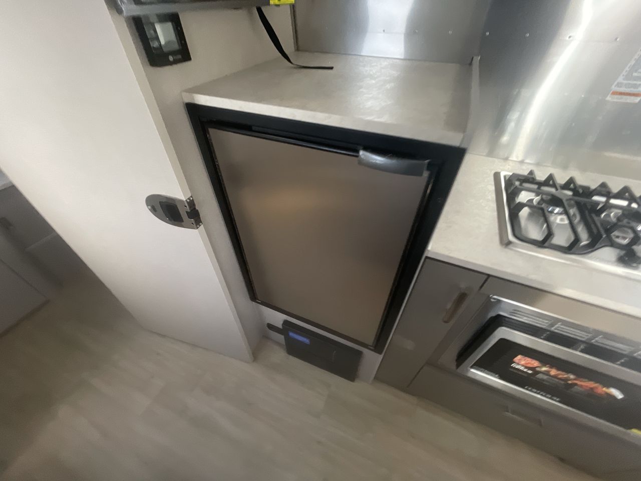 2026 Airstream 22FB Base