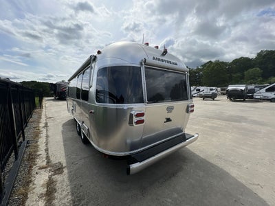 2026 Airstream 25FBT Base