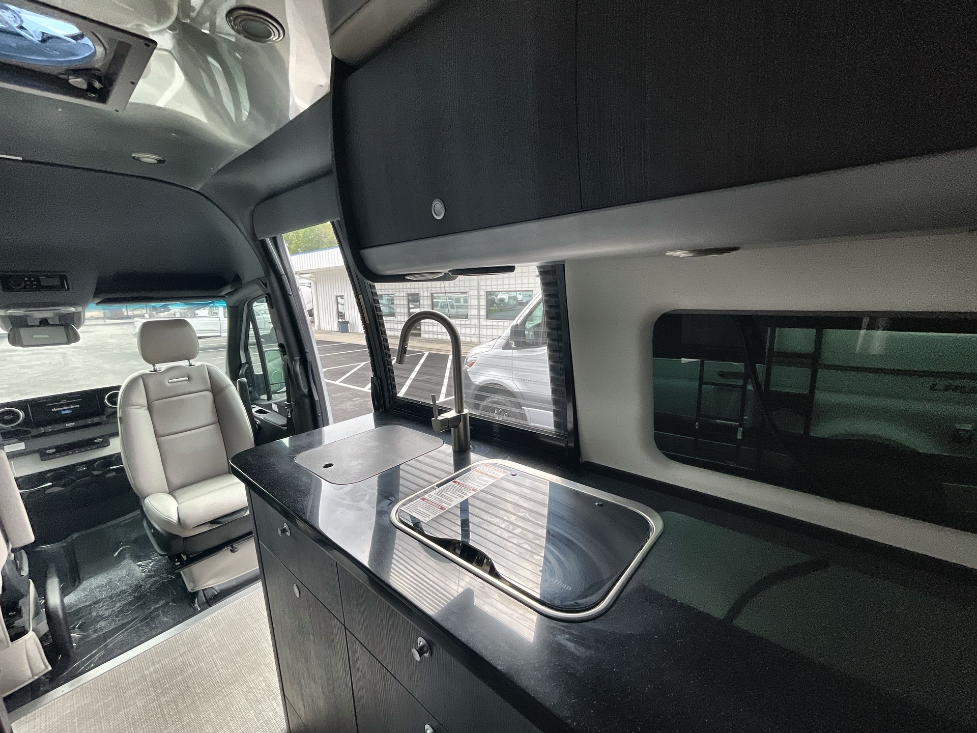2026 Airstream 24GT Base