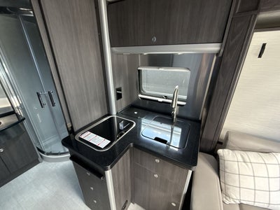 2026 Airstream Murphy Suite Base